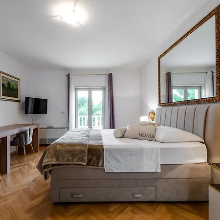 Ragusea With A Private Villa *