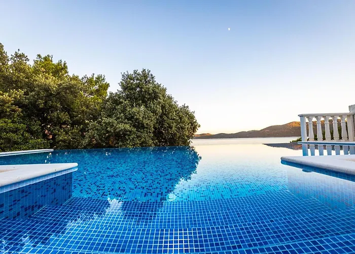 Ragusea With A Private Villa *