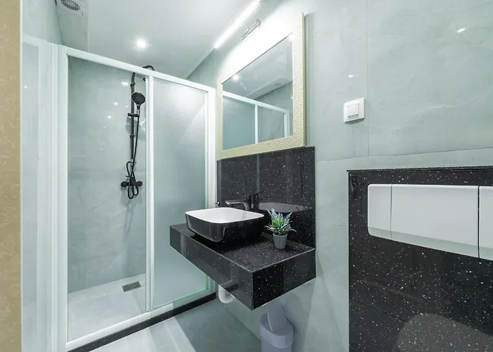 Ragusea With A Private * Slano