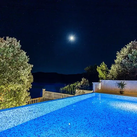 Ragusea With A Private * Slano