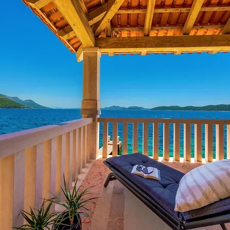 Villa Ragusea With A Private